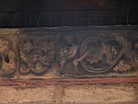 Le Puy-en-Velay - Cathedrale Notre-Dame - Cloitre - Frise sculptee, Femme (4)